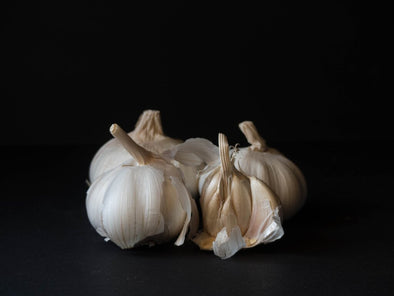 garlic-keto-friendly-photo-concept